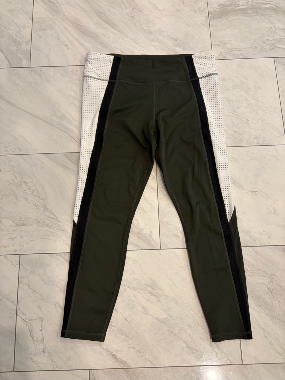 Athletes women’s dark Olive Green High-Waist Active Leggings with White Panels